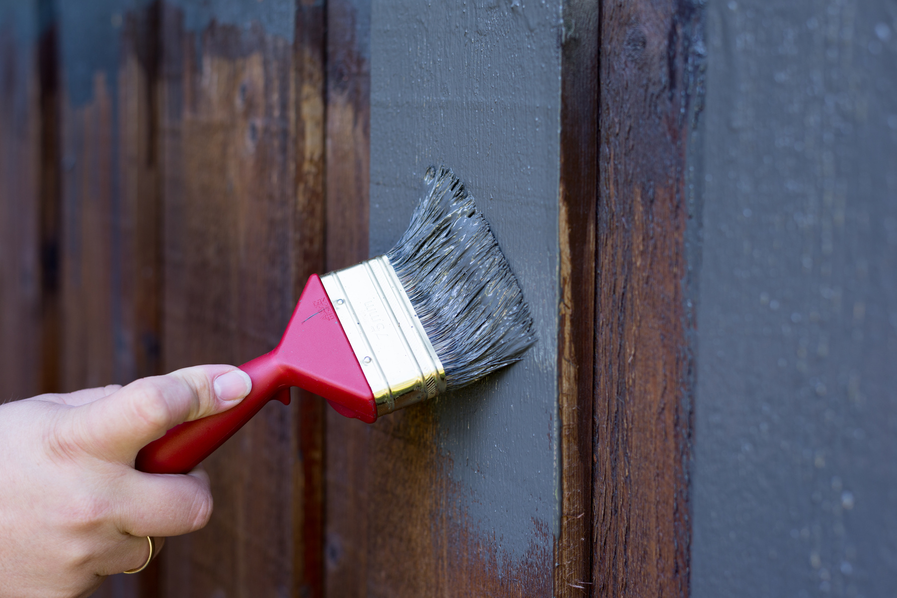 Painting House Facade, Exterior